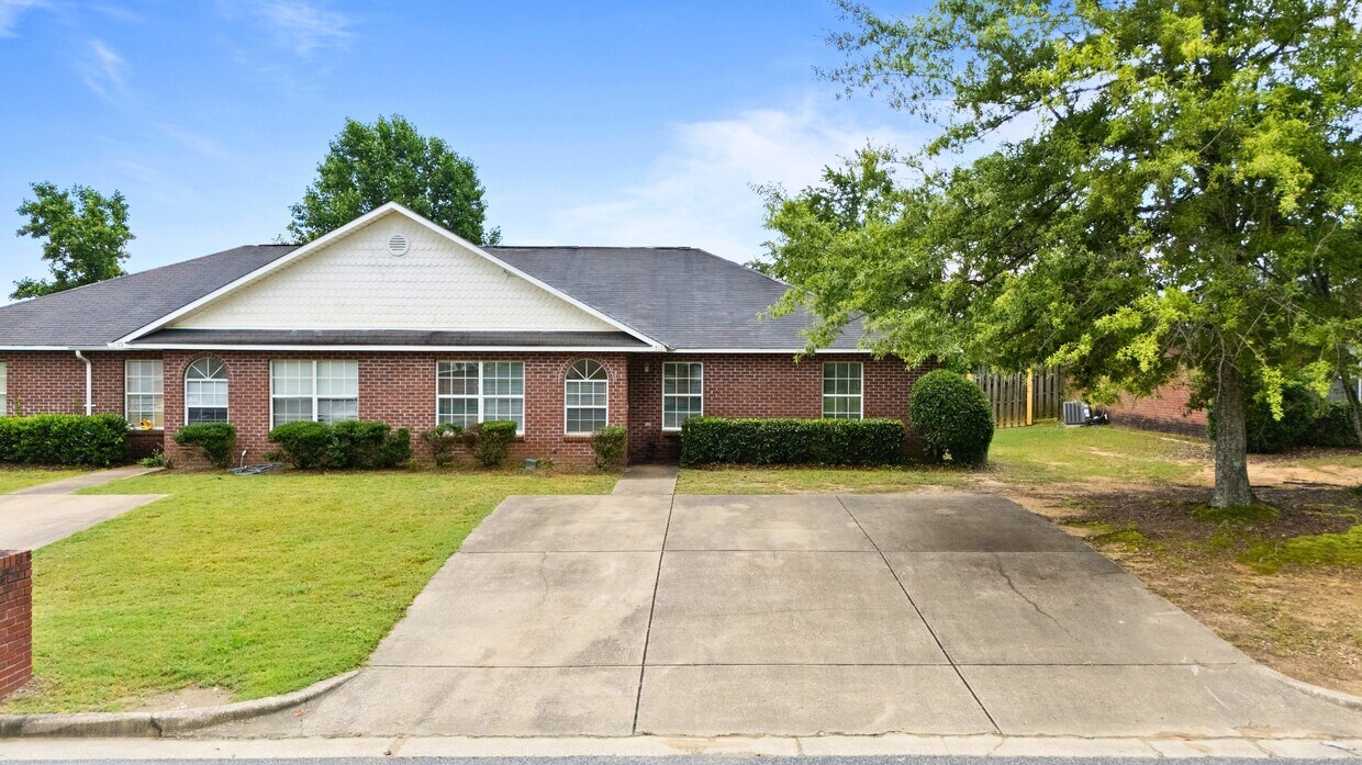 Photo - 717 Yeager Ln (Auburn, AL)