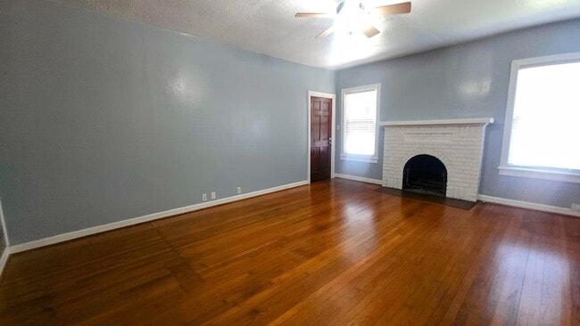 Building Photo - 4412 Stanford St