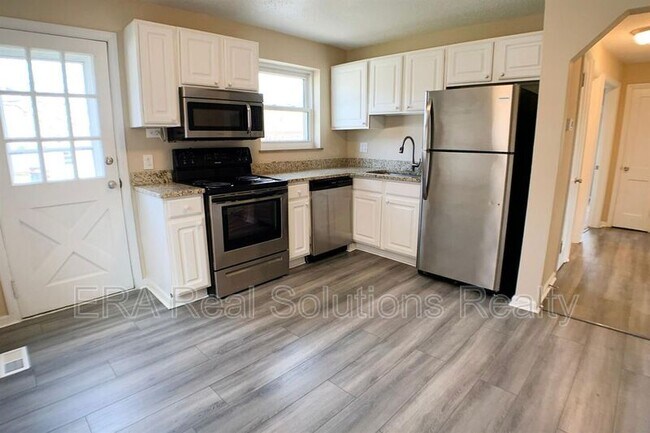 Foto del edificio - 9382 Raven Ln