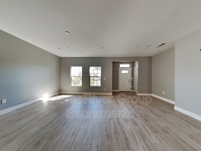 Building Photo - 5113 Nali Ct