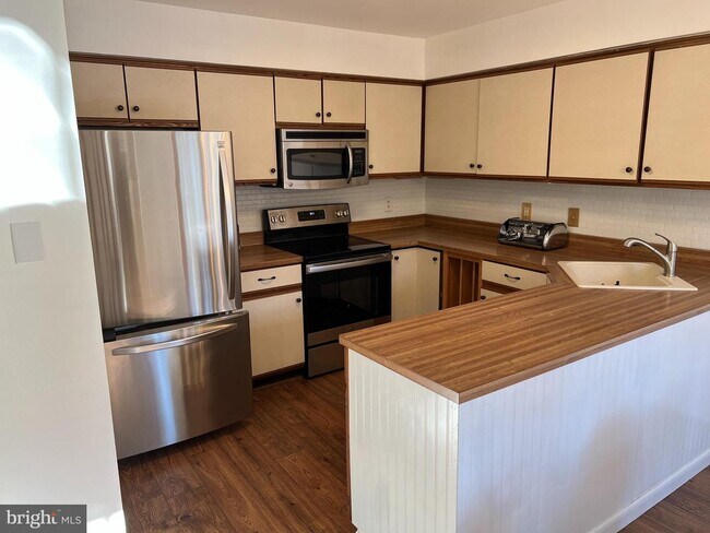 Foto del edificio - 148 Trotters Lea Ln