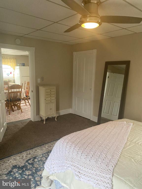 Foto del edificio - 204 W Main St