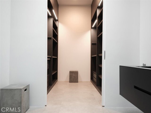 Foto del edificio - 838 Kings Rd