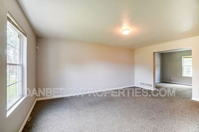 Building Photo - 4211 S Terrace View St