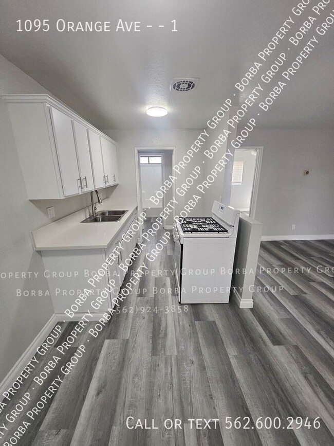 Building Photo - ** STUNNING 1 BEDROOM 1 BATH APARTMENT ** !!!