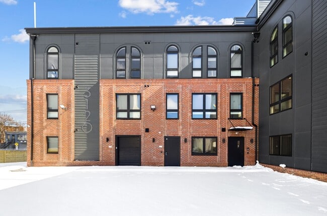 Building Photo - 3120 North Park Avenue Condos