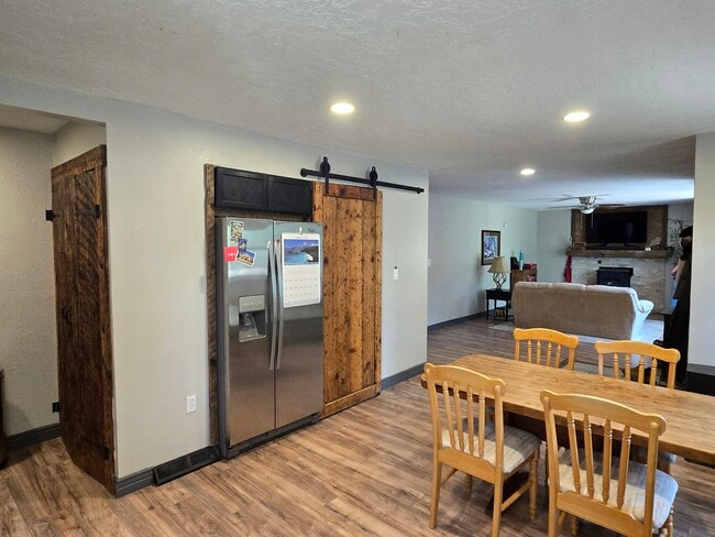 Foto del edificio - 23 Orchid Rd