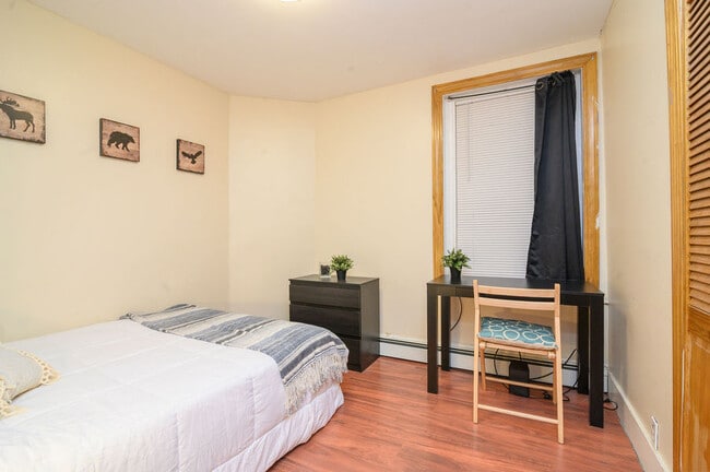 Photo - 5 Mark St (Boston, MA) Townhome