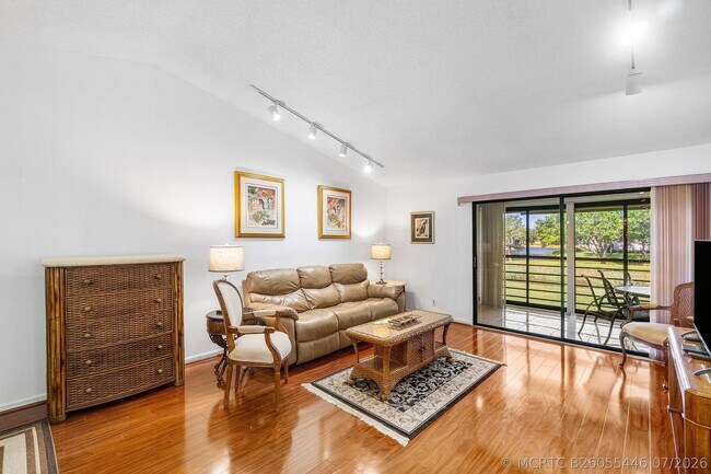 Building Photo - 10137 Mangrove Dr