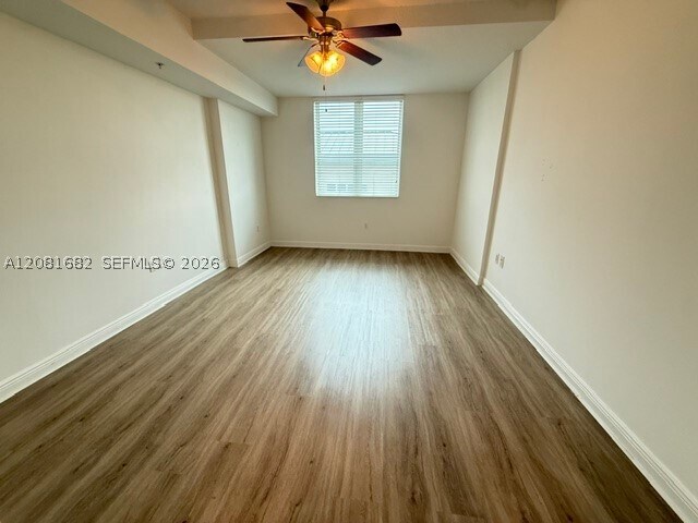 Foto del edificio - 350 N Federal Hwy