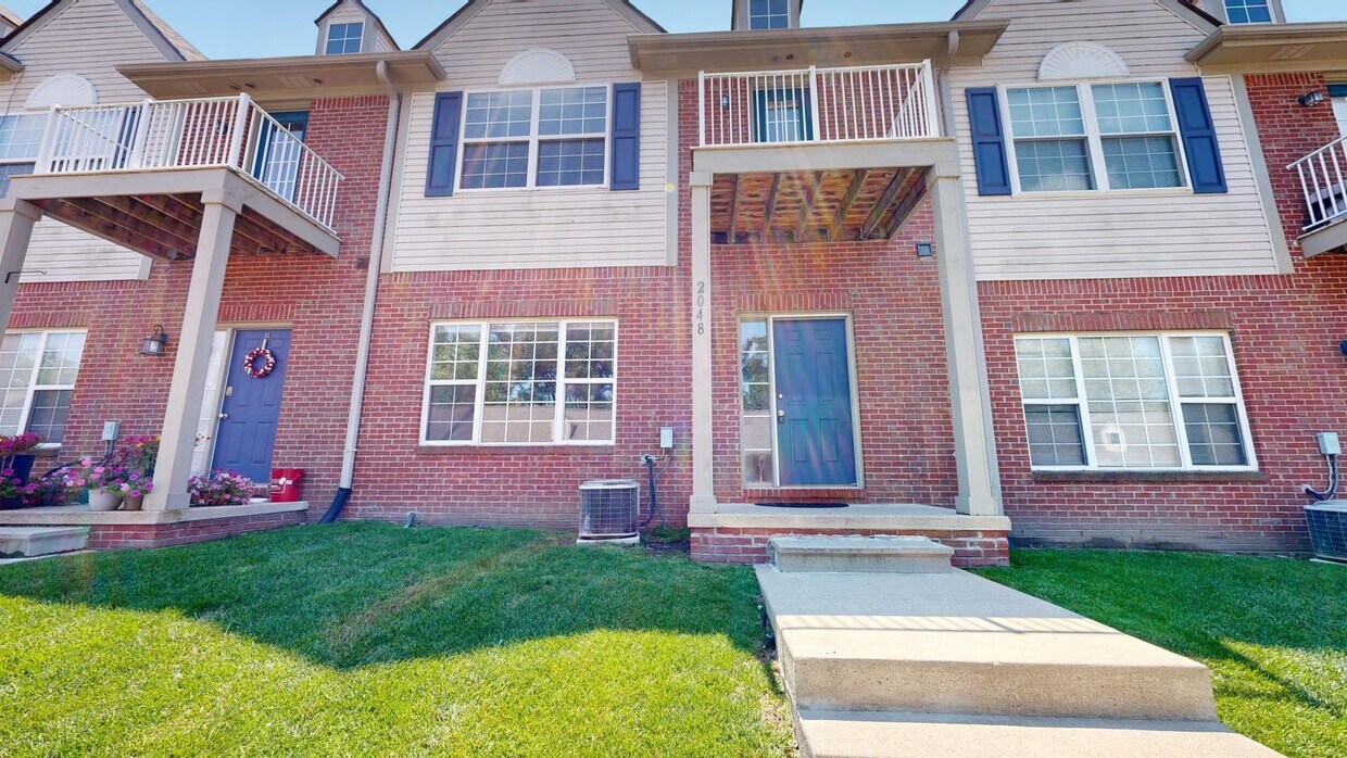 Primary Photo - 2048 Cloverly Ln
