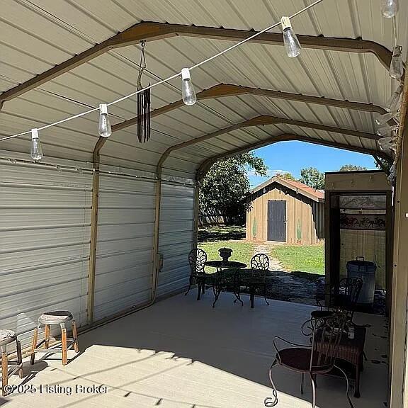 Building Photo - 30 Bluegrass Ct