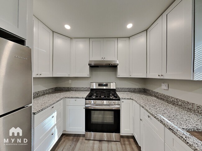 Foto del edificio - 2 Silverwood Dr