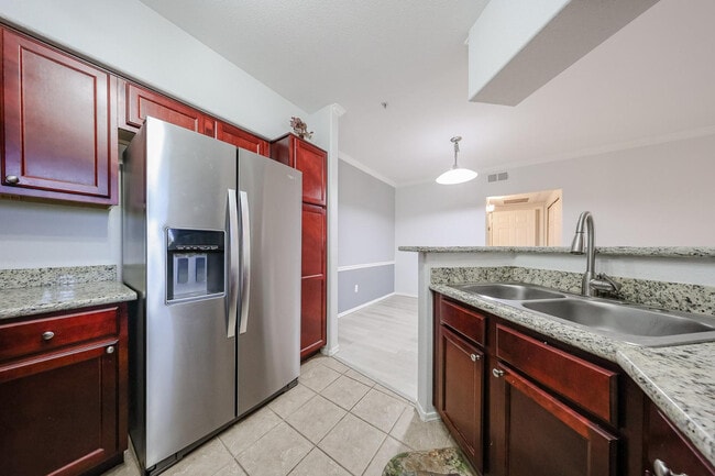 Building Photo - 15095 N Thompson Peak Pkwy