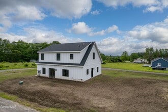 Building Photo - 72 Plattekill Rd