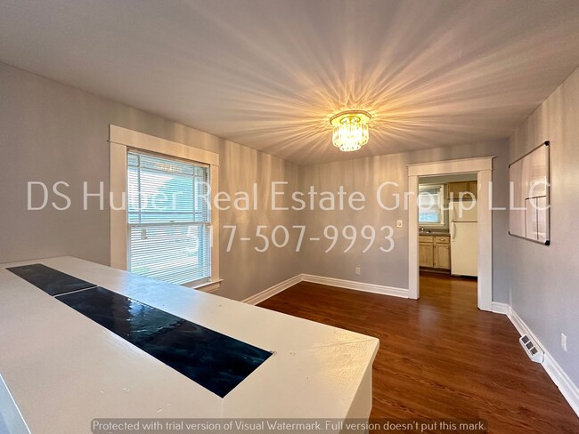 Foto del edificio - 526 W Hillsdale St