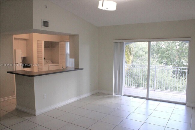 Foto del edificio - 9650 NW 2nd St