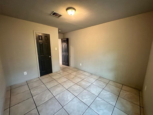 Foto del edificio - 23218 Banquo Dr