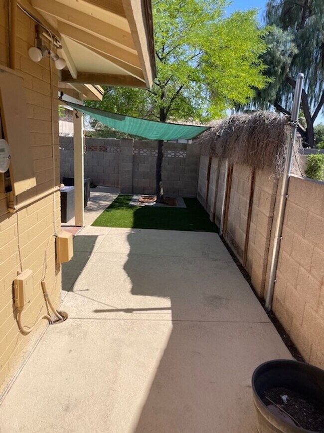 Foto del edificio - 6 Bed/4.5 Bath Home Close to ASU