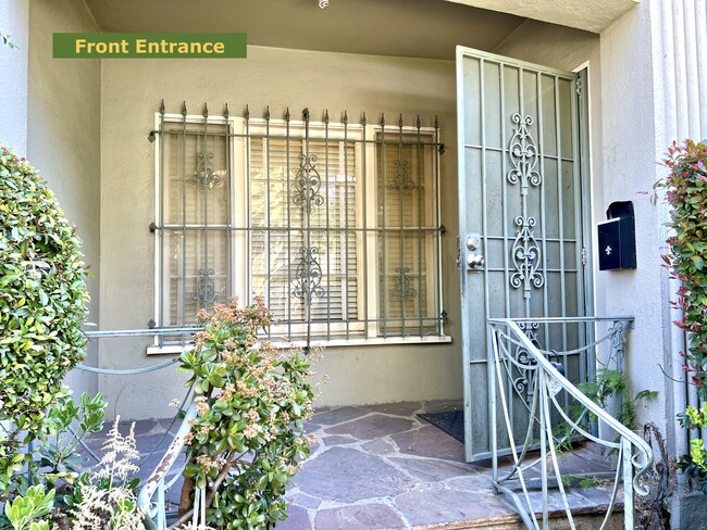 Front Entrance - 1160 S Citrus Ave