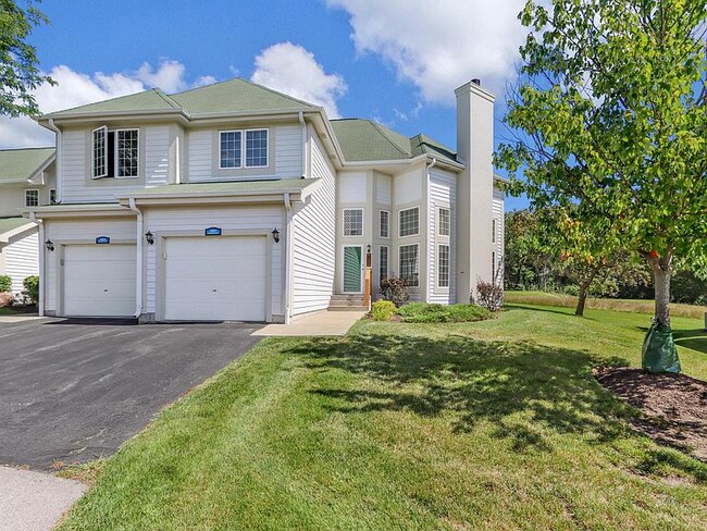 Building Photo - 1821 Woodland Cir