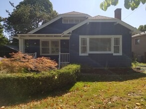 Building Photo - 301 N 25th Ave