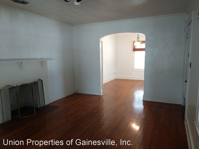 Foto del edificio - 2 br, 1 bath House - 1216 NW 16th Avenue