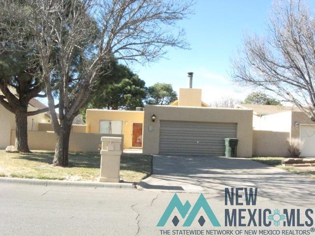 Primary Photo - 23 Paseo Village