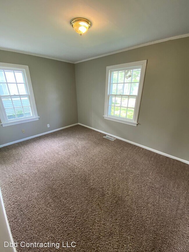 Foto del edificio - 3 br, 1 bath House - 4013 Monroe St