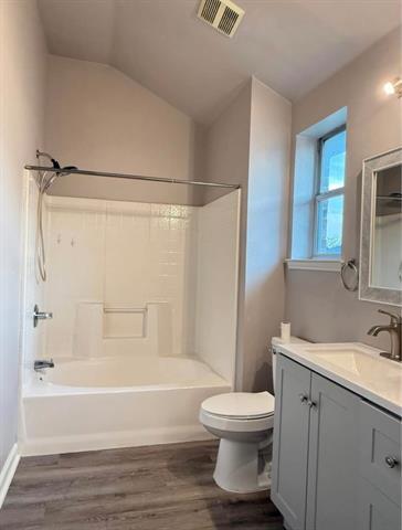 Building Photo - 212 Lake Travis Dr