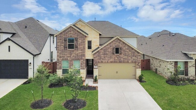 Building Photo - 4946 Sky Blf Dr