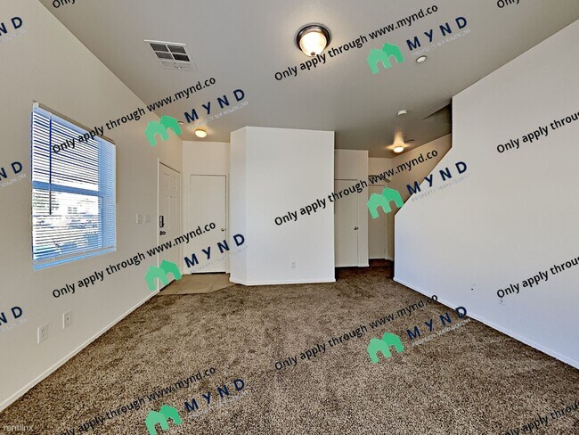 Building Photo - 3065 Gary Cooper St
