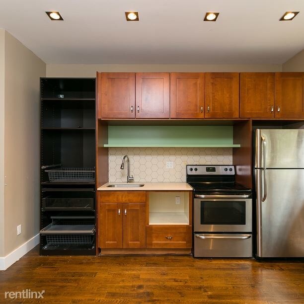 Foto del edificio - 167 Tompkins Ave