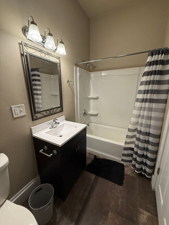 Foto del edificio - ADI - Superior