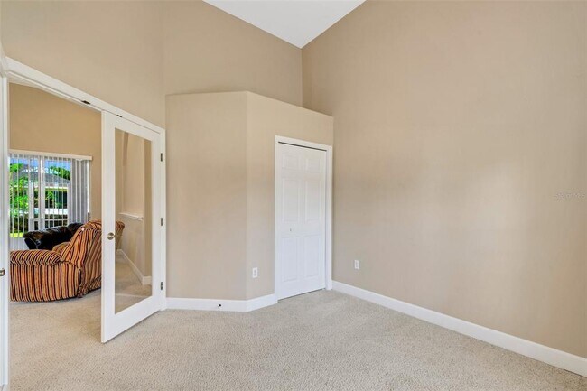 Foto del edificio - 6743 Hillis Dr