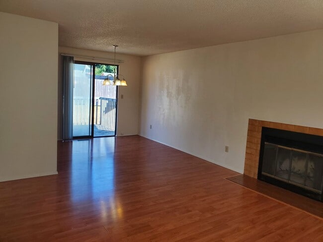 Photo - 3 Bedroom Home In East Bremerton