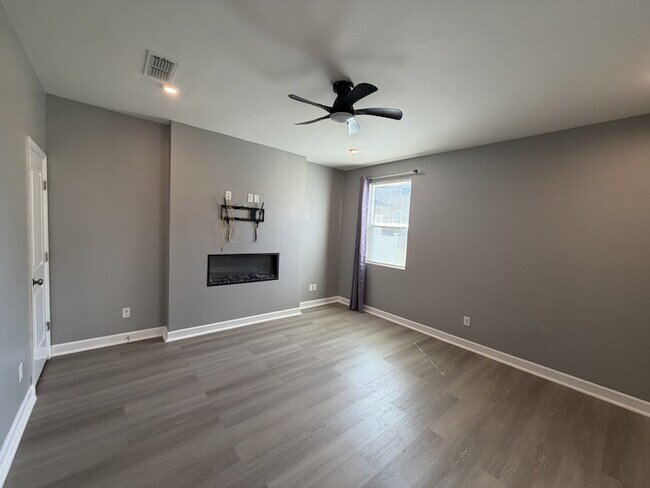 Foto del edificio - 303 Cannonbury Wy