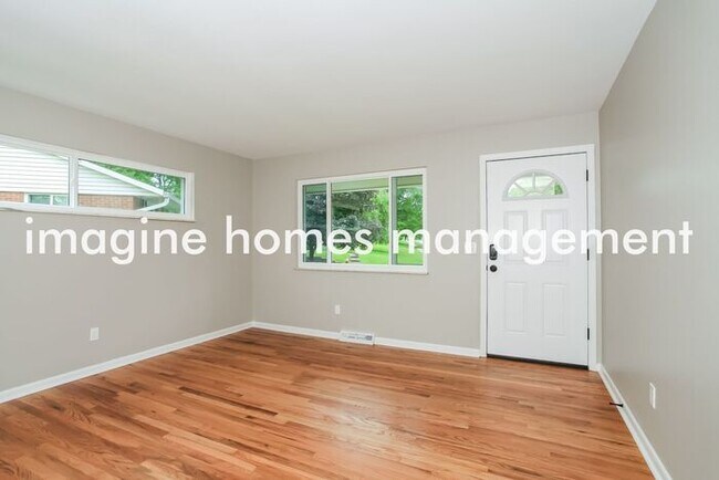 Building Photo - 1598 Blueorchard Dr