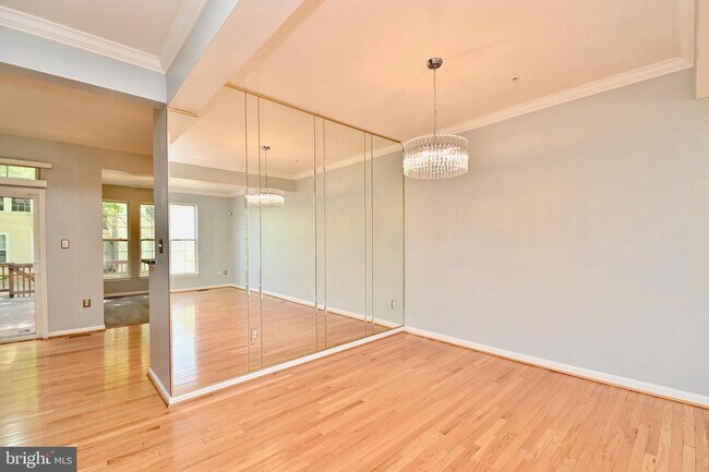Building Photo - 7619 Serenade Cir