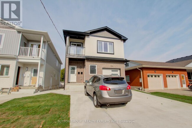 Photo du bâtiment - 104 Fifth Ave