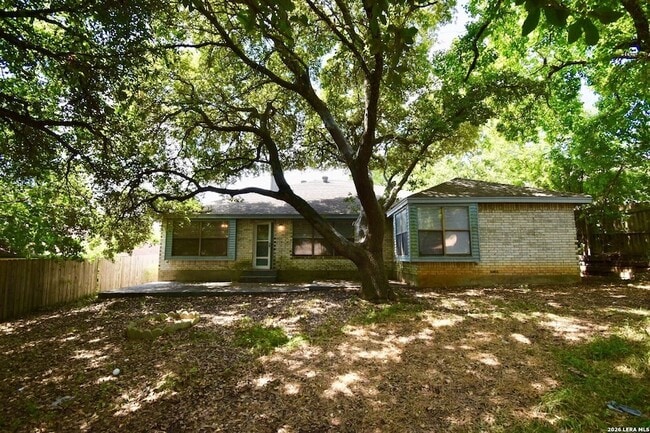 Building Photo - 11304 Forest Gleam