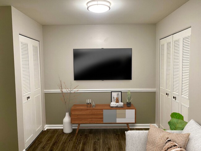 Interior Photo - Le Blanc Court