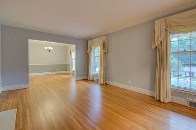 Foto del edificio - COMING SOON! 3 Beds| 2 Baths Updated Ranch...