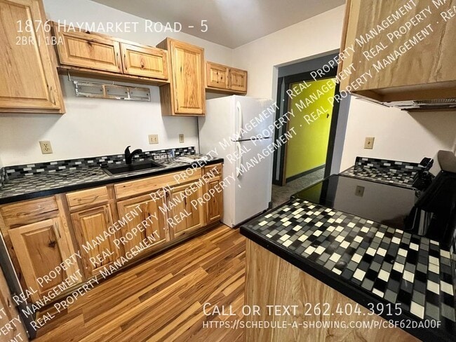 Building Photo - Two Bedroom Condo