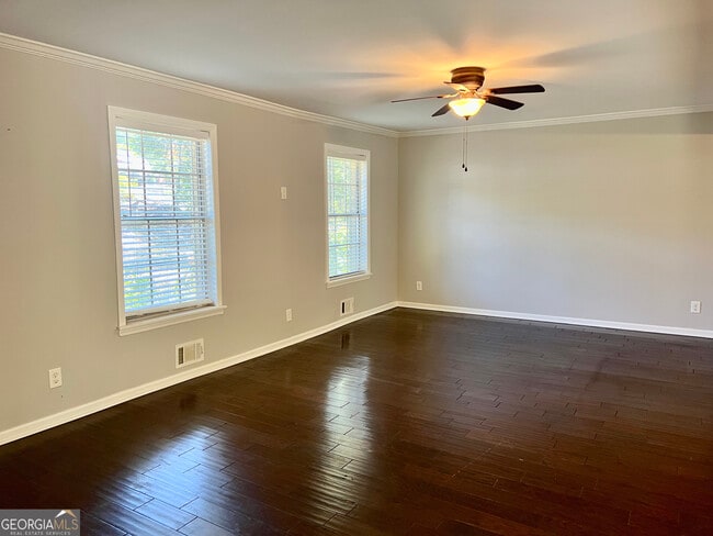 Building Photo - 3211 Flamingo Dr