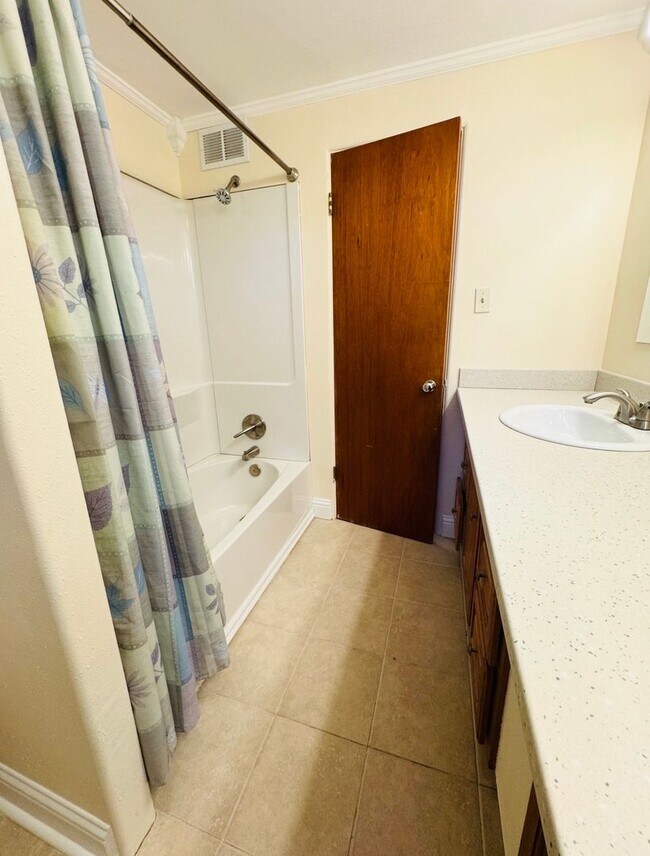 Foto del edificio - 3521 2nd Ave N