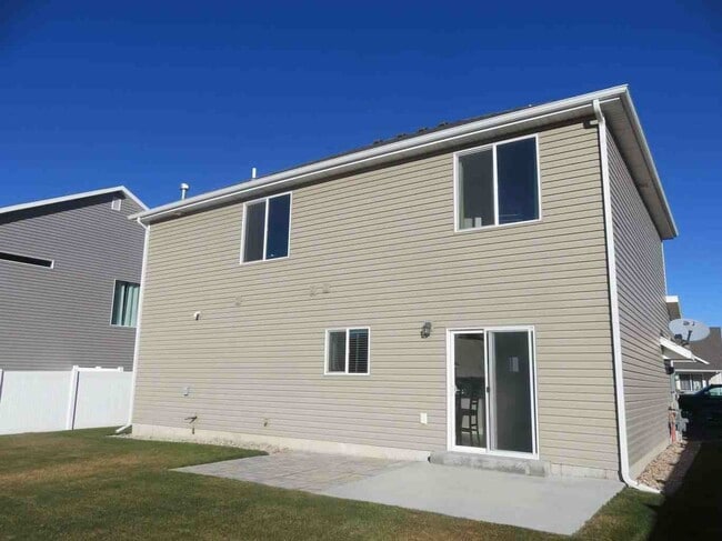 Building Photo - 2327 W 900 S