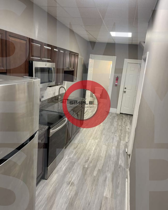 Photo - 110 N 10th St Apartment