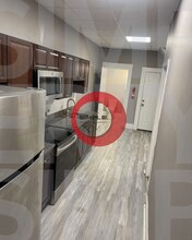 Building Photo - 110 N 10th St