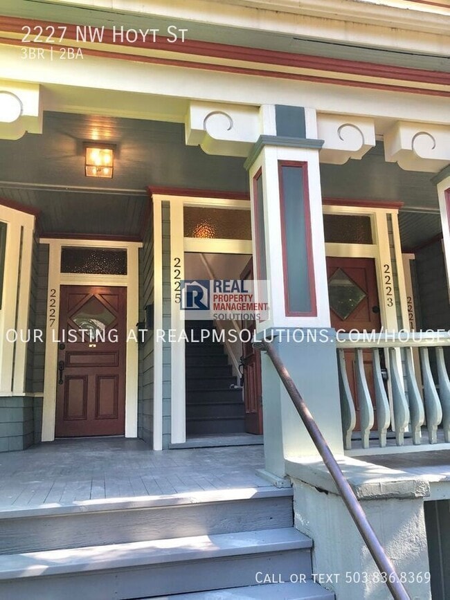 Building Photo - 2227 NW Hoyt St